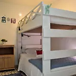 Mad Nomad Hostel