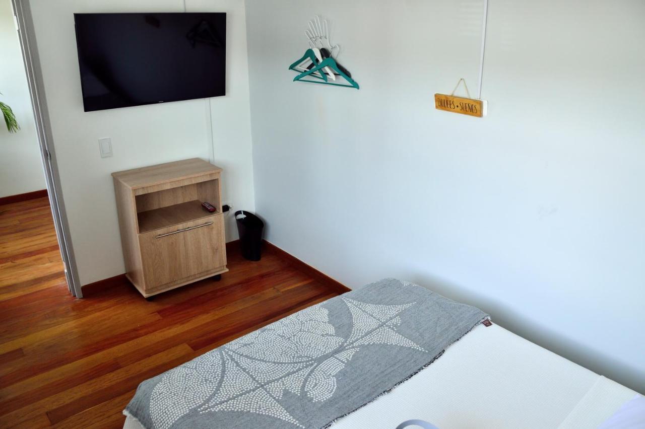 Hostal Mad Nomad *